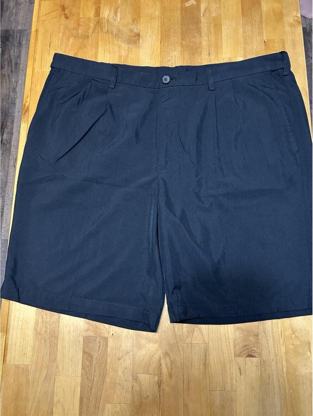 Haggar Men's Size 42 Black Chino Dress Shorts Pleated Front